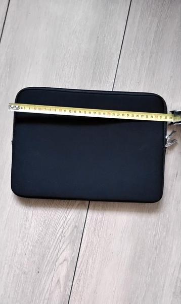 Laptophoes voor 13 inch laptop (32 cm x 23 cm), zwart. beschikbaar voor biedingen