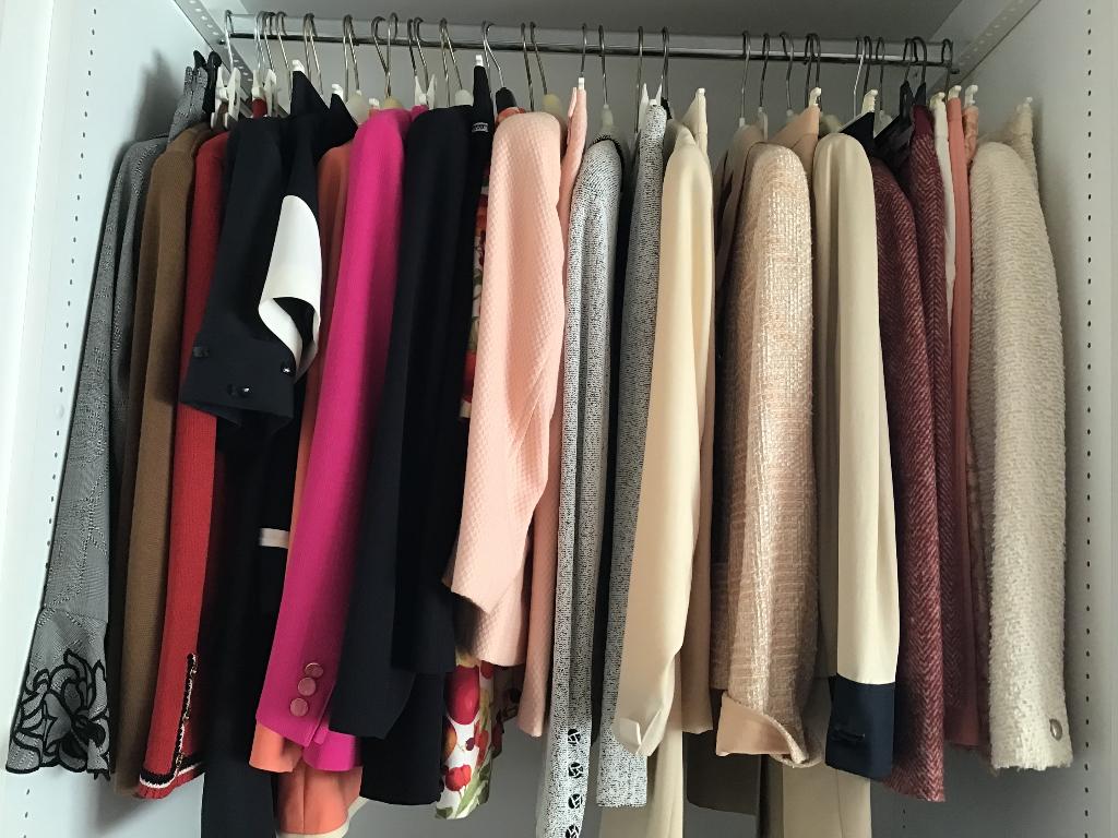 Dames kleding merk ESCADA, Ophalen, Zo goed als nieuw, Maat 38/40 (M)