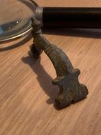 Bodemvondst, Romeinse Fibula. ( mantel/kleding speld ), Verzenden, Vóór koninkrijk, Overige waardes
