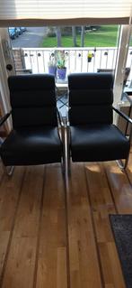 Twee zwarte lederen stoelen met RVS frame merk Xooon, Huis en Inrichting, Twee, Zwart, Ophalen of Verzenden, Zo goed als nieuw