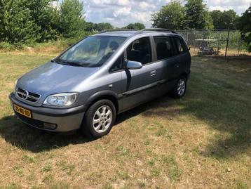 Opel Zafira 1.8 16V 2004 Grijs 7 personen  beschikbaar voor biedingen