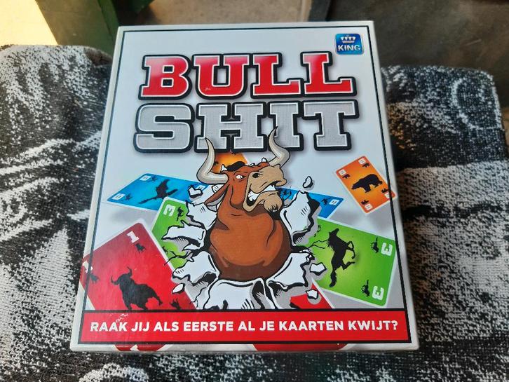 Bull shit spel van King, Genius spel van 999, Hobby en Vrije tijd, Gezelschapsspellen | Bordspellen, Zo goed als nieuw, Een of twee spelers