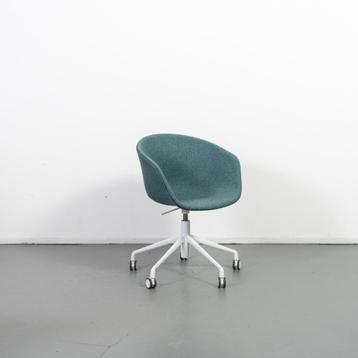 1 Hay About a Chair AAC53 Groen beschikbaar voor biedingen