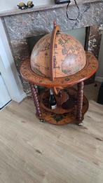 Vintage globe bar / drankenkast op wieltjes, Huis en Inrichting, Woonaccessoires | Wereldbollen, Ophalen, Zo goed als nieuw