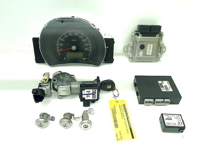 Kontaktslot + Sleutel van een Suzuki Alto, Auto-onderdelen, Overige Auto-onderdelen, Suzuki, Gebruikt, 3 maanden garantie, Ophalen of Verzenden