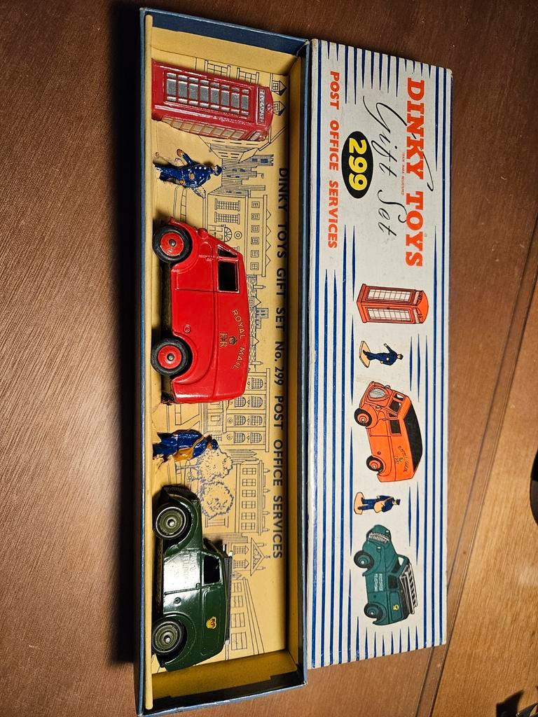 ≥ Dinky Toys Gift Set No. 299 Post Office Services — Modelauto's