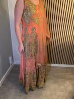 Prachtige galajurk met gouden details, Maat 38/40 (M), Galajurk, Overige kleuren, Ophalen of Verzenden