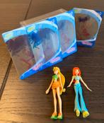 2 Winx poppetjes en 4 kaarten., Verzamelen, Poppetjes en Figuurtjes, Ophalen of Verzenden, Gebruikt