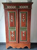 Antieke Indonesische Kast met Handgeschilderde Details, Ophalen of Verzenden