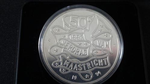 Zilveren 50 Gulden Herdenkingsmunten alle negen stuks., Postzegels en Munten, Munten | Nederland, Setje, 50 gulden, Koningin Beatrix