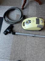 Miele stofzuiger, Witgoed en Apparatuur, Stofzuigers, Gebruikt, Stofzuiger, 1600 tot 2000 watt, Ophalen