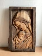 Houtschors uitgesneden Maria met kind, Ophalen