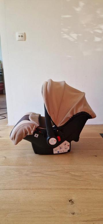 Mio Amore autostoel / maxi cosi. beschikbaar voor biedingen