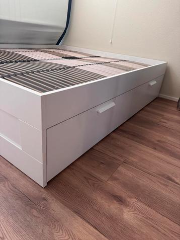 Ikea Brimnes 180 X 200 beschikbaar voor biedingen