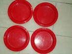 4 plastic borden rood , van general electric plastic , rood, Huis en Inrichting, Keuken | Servies, Overige materialen, Gebruikt