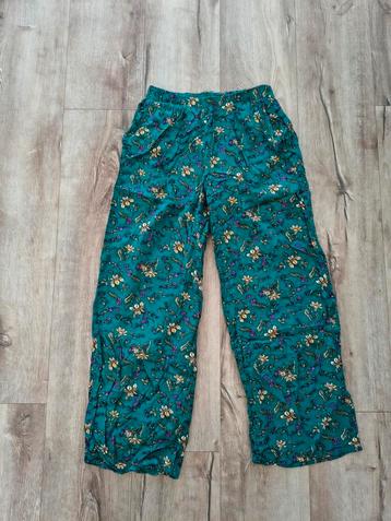 Prachtige blauw groene wijde broek van Cecil, 38. Bloemetjes beschikbaar voor biedingen