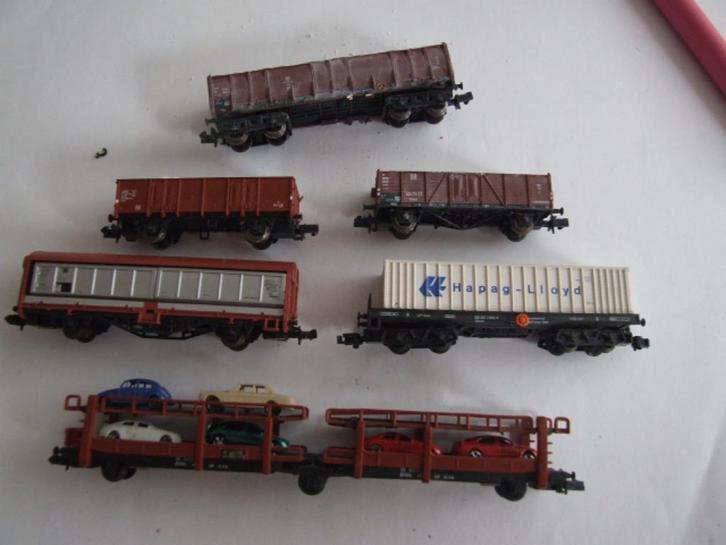 setje verschillende goederenwagons, Hobby en Vrije tijd, Modeltreinen | N-Spoor, Gebruikt, Wagon, Gelijkstroom, Overige merken