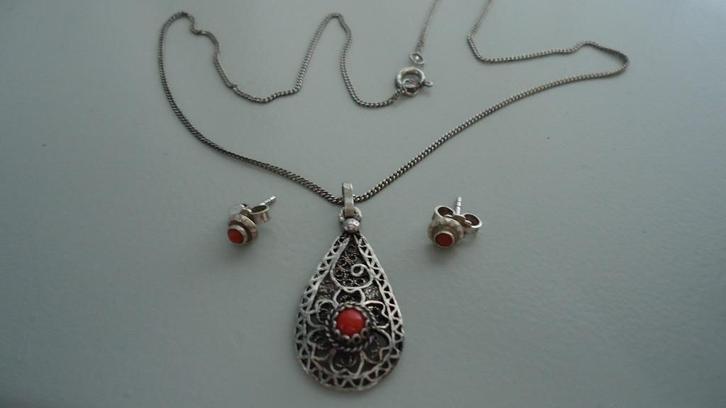 zilveren 835 ( oud zilver) ketting  zilver oorbellen koraal, Sieraden, Tassen en Uiterlijk, Kettingen, Nieuw, Zilver, Rood, Met edelsteen