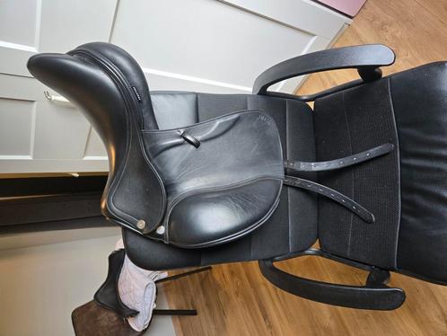 Zo goed als nieuw prestige inspire zadel 16 inch boommaat 33, Dieren en Toebehoren, Paarden en Pony's | Zadels, Zo goed als nieuw