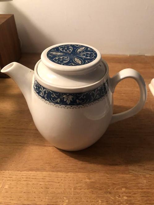 ENGELS ROYAL DOUTON STEELITE KOFFIE THEEPOT IN ORDE, Huis en Inrichting, Keuken | Servies, Zo goed als nieuw, Overige typen, Overige stijlen