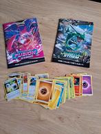 50 pokemonplaatjes met mapjes, Ophalen of Verzenden, Zo goed als nieuw