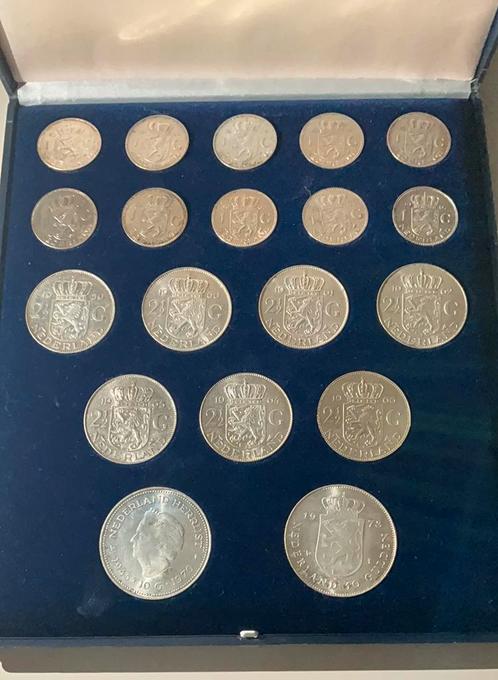 Juliana de complete serie zilveren munten  Zilverbox, Postzegels en Munten, Munten en Bankbiljetten | Verzamelingen, Munten, Nederland