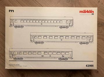 Marklin HO 42991 Rijtuigset - 3 rijtuigen "Helvetia". beschikbaar voor biedingen