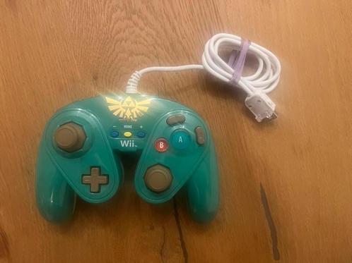 Wii U Controller Link editie Wired Fight Pad, Spelcomputers en Games, Spelcomputers | Nintendo Wii U, Zo goed als nieuw, Met 1 controller