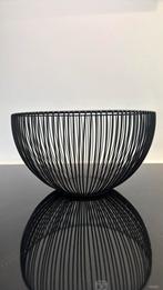 Zeller Fruitschaal/fruitmand  - zwart - metaal - dia 25 cm, Ophalen of Verzenden, Zo goed als nieuw, Rond, Overige materialen