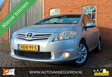 Toyota Auris 1.6 Dynamic - Automaat/Cruise/Clima/Garantie beschikbaar voor biedingen