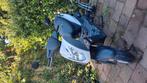 Kymco snorscooter wit, Fietsen en Brommers, Ophalen, Zo goed als nieuw, Agility