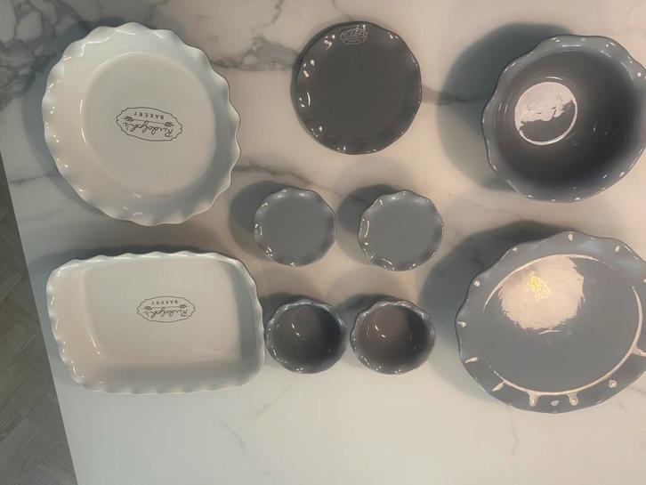 Rudolph's Bakery Serviesset, Huis en Inrichting, Keuken | Servies, Nieuw, Overige typen, Overige stijlen, Porselein, Ophalen of Verzenden