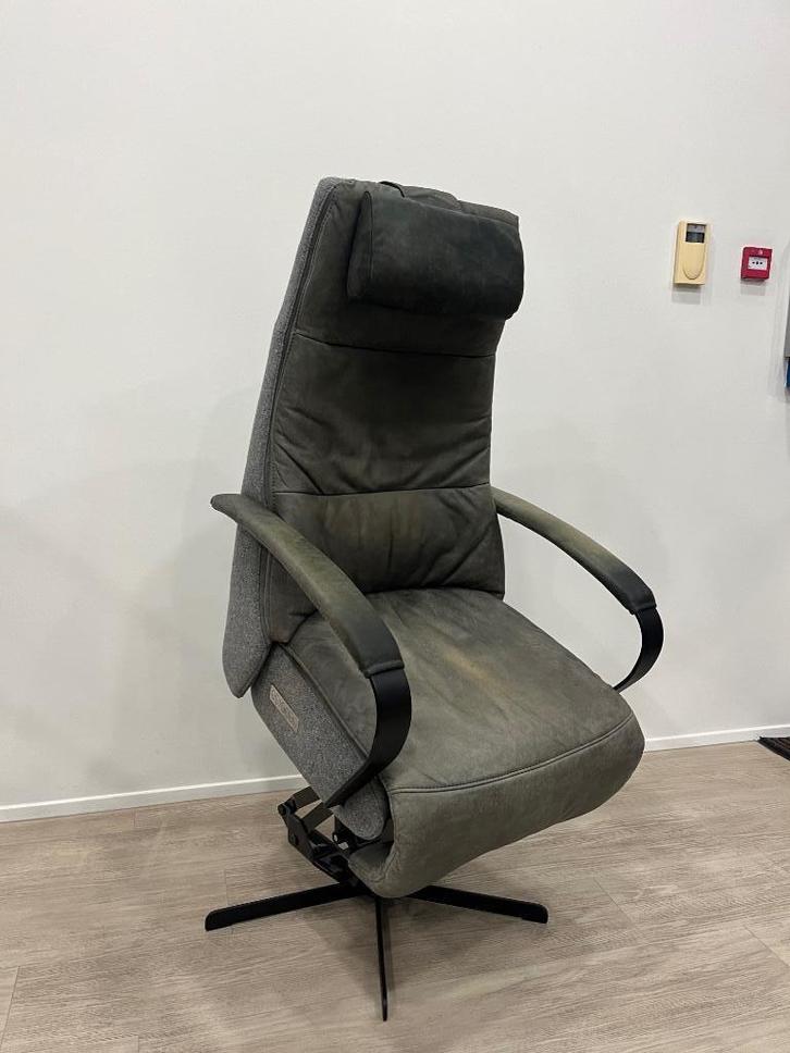Prominent Humberto E100 Grijs Relaxfauteuil Sta Op Accu M, Huis en Inrichting, Fauteuils, Zo goed als nieuw, Leer, Stof, Minder dan 50 cm