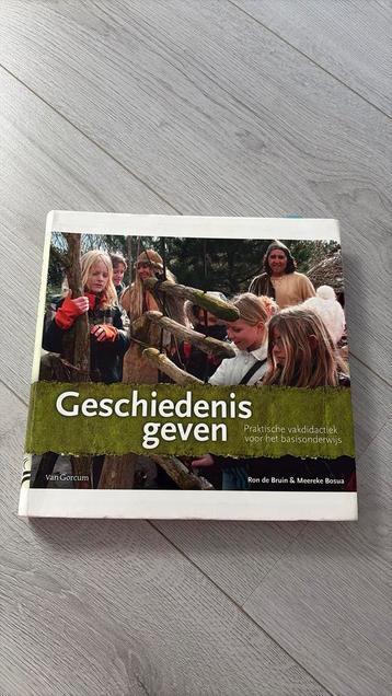 Meereke Bosua - Geschiedenis geven beschikbaar voor biedingen