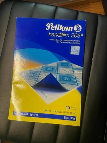 Pelikan handfilm 205. Carbonpapier beschikbaar voor biedingen