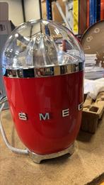 SMEG CJF11RDEU Citruspers – Rood Nieuw, verpakking beschadig, Verzenden, Nieuw, Bruggestraat 18, Elektrisch