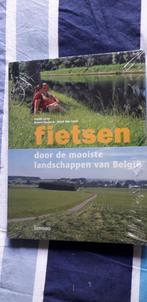 Fietsen door de mooiste landschappen van België, Overige merken, Fiets- of Wandelgids, Nieuw, Ophalen of Verzenden