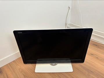 Sharp aquos 26 inch LCD tv beschikbaar voor biedingen