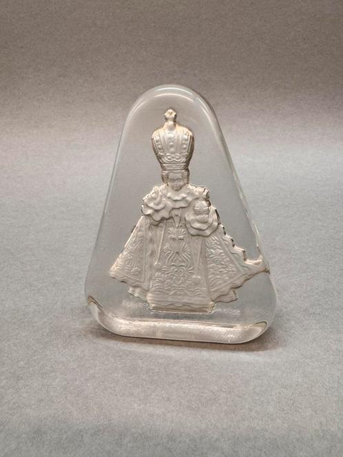 Beeld glas kristal baby Jezus Praag, Verzamelen, Religie, Zo goed als nieuw, Ophalen of Verzenden