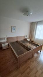 Slaapkamer seniorenbedden complete set, Ophalen, Zo goed als nieuw, Tweepersoons, Modern