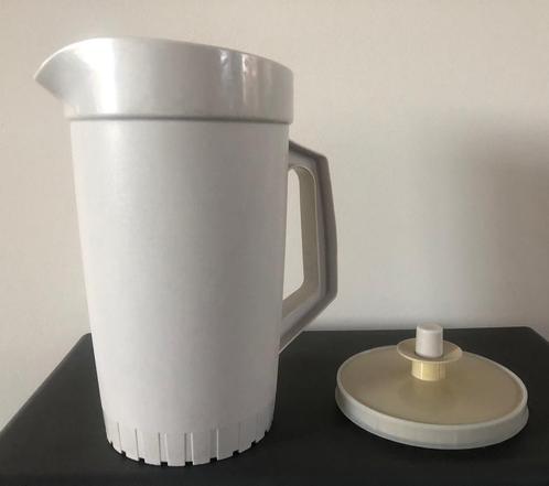 Tupperware kan met vacuüm deksel, Huis en Inrichting, Keuken | Tupperware, Zo goed als nieuw, Beker of Kan, Ophalen of Verzenden