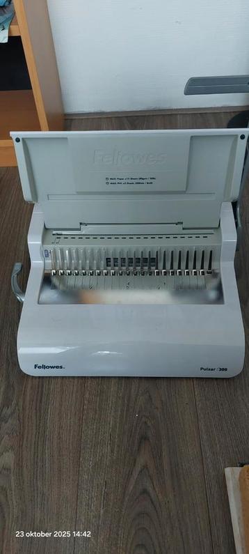 Fellowes Pulsar 300 Inbindapparaat + Ringbanden beschikbaar voor biedingen