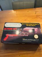 Nintendo entertainment system, Ophalen of Verzenden, Gebruikt, Met 2 controllers, Met zapper/pistool