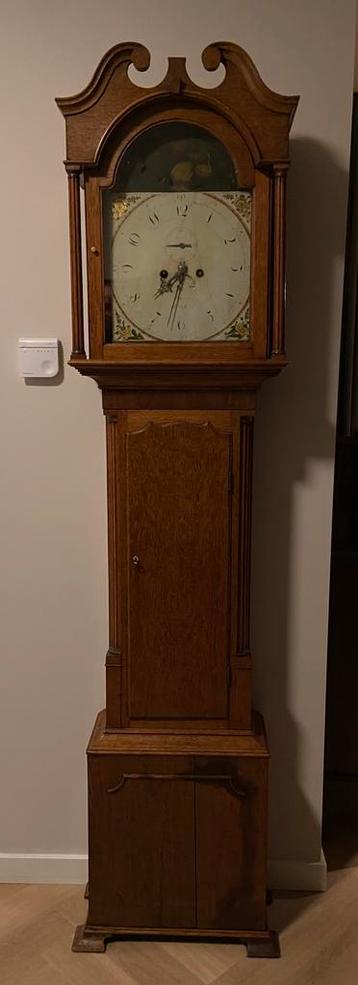 Antieke Staande Klok beschikbaar voor biedingen