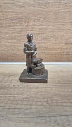 Bronskleurig beeldje van een smid, Ophalen of Verzenden