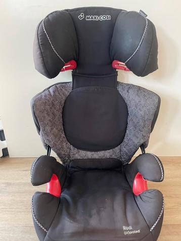 Maxi Cosi Rodi Air met Brica stoel beschermer beschikbaar voor biedingen