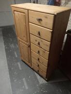 Nette grenen kast, Huis en Inrichting, Ophalen, 100 tot 150 cm, 50 tot 100 cm, Zo goed als nieuw