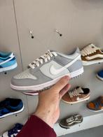 Nike Dunk Low Two Tone Grijs - Maat 38 & 38,5 Nieuw, Kleding | Dames, Schoenen, Nike, Nieuw, Ophalen of Verzenden, Sneakers of Gympen