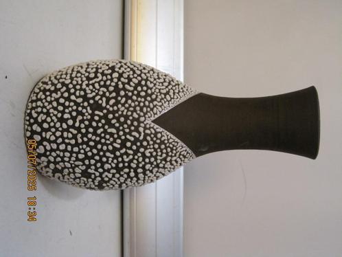 retro vaasje bruin wit keramiek 20 cm hoog (349), Antiek en Kunst, Antiek | Keramiek en Aardewerk, Ophalen of Verzenden