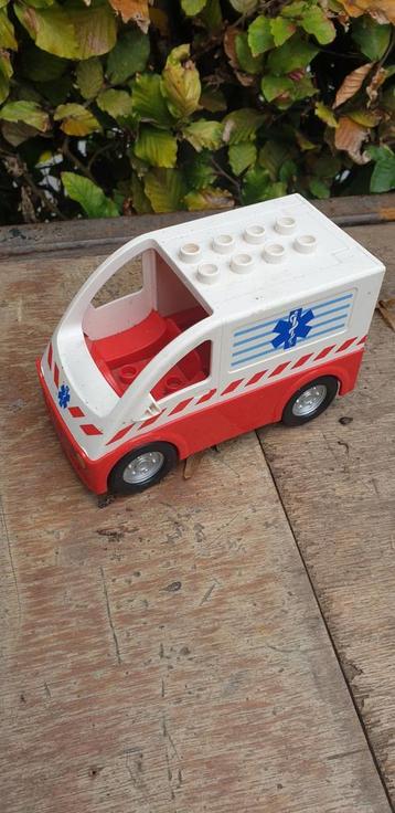 Speelgoed Ambulance beschikbaar voor biedingen